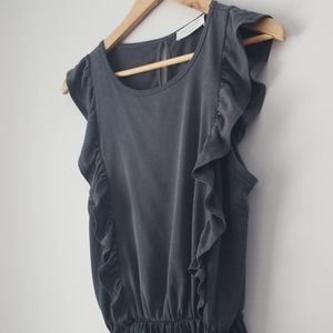 💎3/$12 Anthropologie Lavender Field charcoal ruffled tank